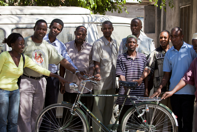 Bicycle donation to Islamic leaders in Tanzania by Orphans Foundation Fund Bicycle donation to Islamic leaders in Tanzania by Orphans Foundation Fund